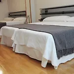 Toctoc آكورونيا
